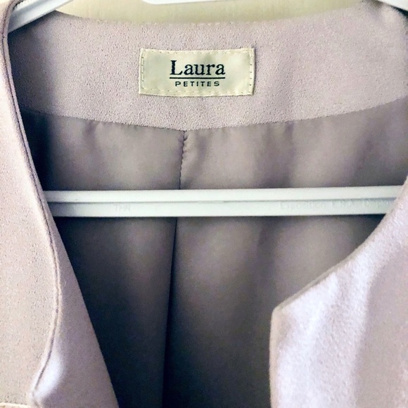 Elegant Lilac Cardigan - Picture 2 of 7